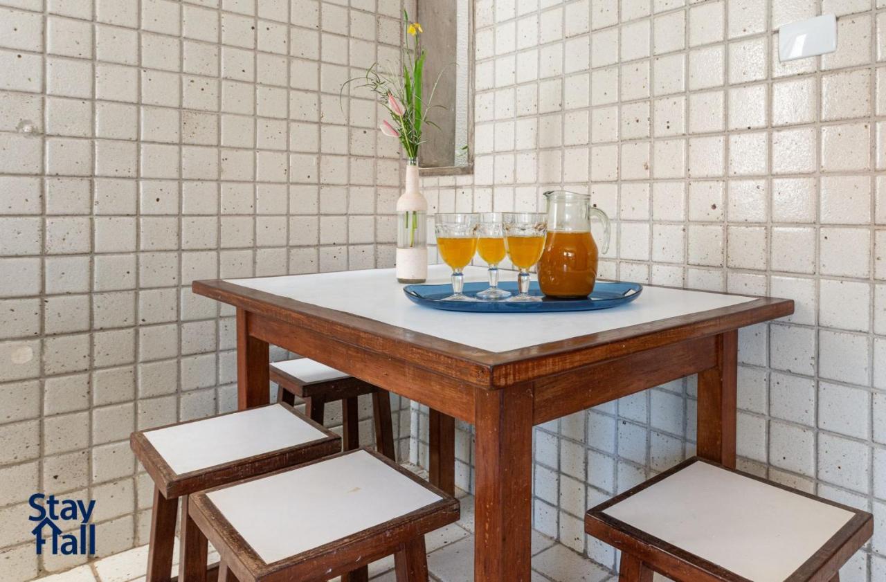 프라이아 두스 카르네이로스 Casa-4Qts-Beira Mar-Piscina E Cozinheira-Sh038 빌라 외부 사진