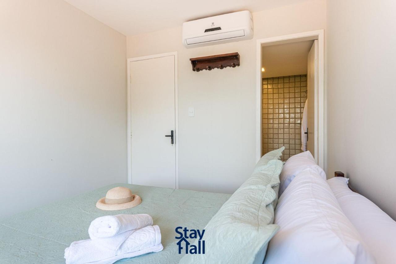 프라이아 두스 카르네이로스 Casa-4Qts-Beira Mar-Piscina E Cozinheira-Sh038 빌라 외부 사진