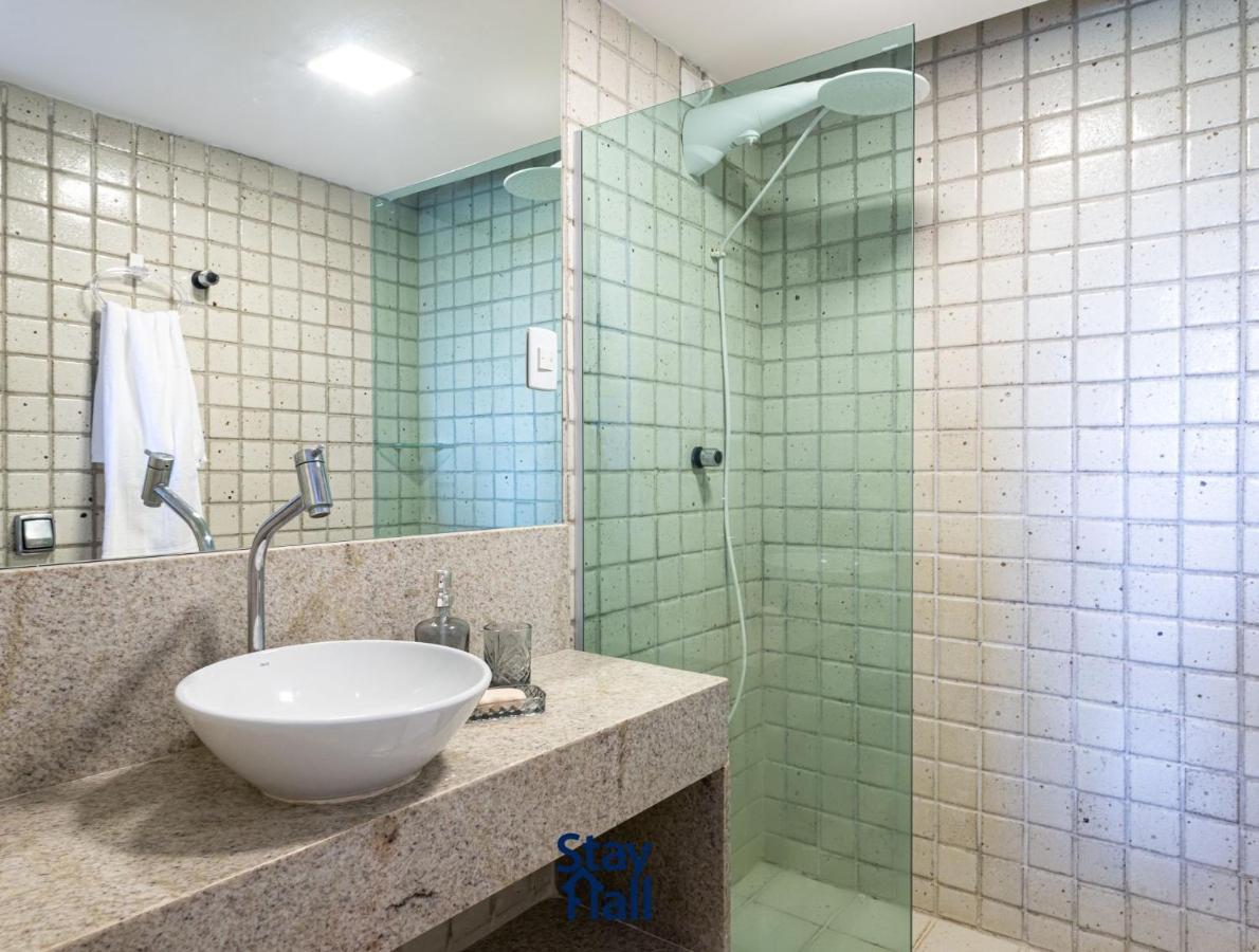 프라이아 두스 카르네이로스 Casa-4Qts-Beira Mar-Piscina E Cozinheira-Sh038 빌라 외부 사진