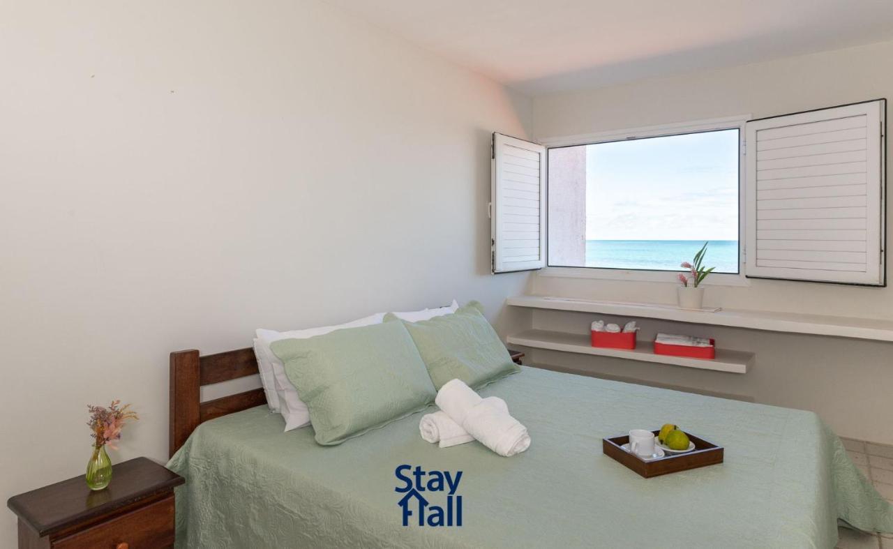 프라이아 두스 카르네이로스 Casa-4Qts-Beira Mar-Piscina E Cozinheira-Sh038 빌라 외부 사진